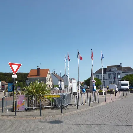 Cambuse A Au Premier Etage A 50 Metres De La