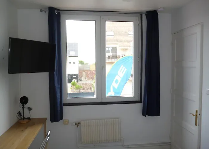 Cambuse à Au Premier étage à 50 Metres De La Appartamento Sangatte