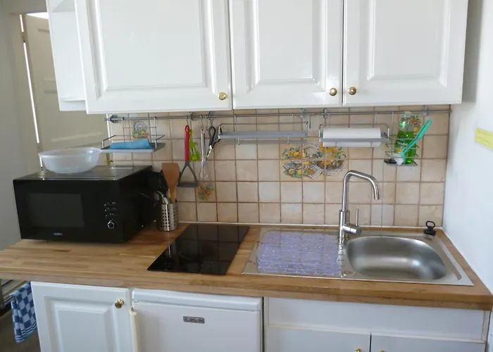 Appartamento Cambuse à Au Premier étage à 50 Metres De La *